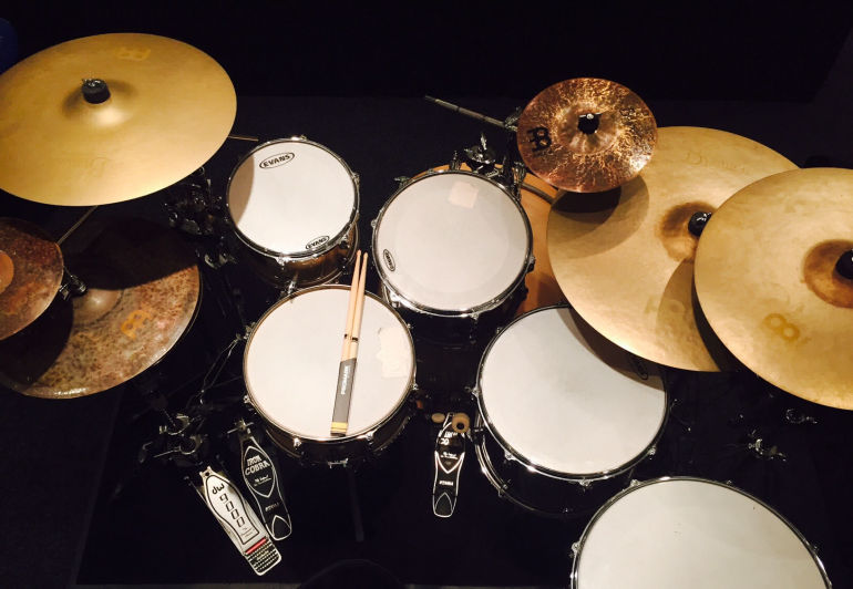 Yamaha drums Meinl cymbals